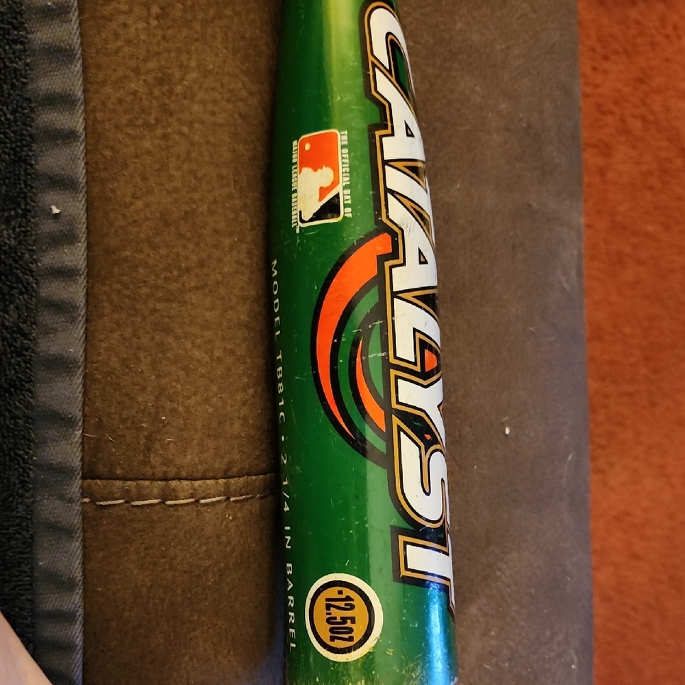 Louisville Slugger TPX Catalyst Tee Ball 24" L, 11.5 Oz Weight, Aluminum Alloy